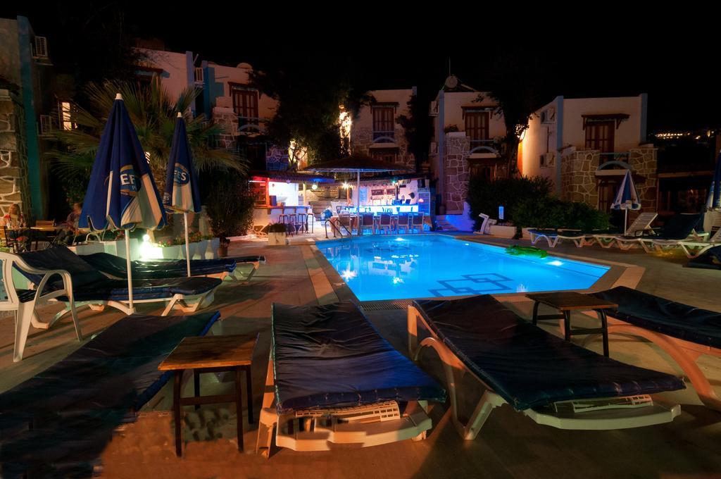 Dasis Hotel Suites Bodrum Esterno foto