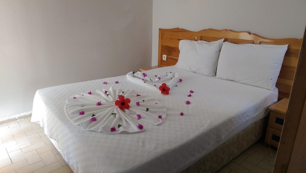 Dasis Hotel Suites Bodrum Esterno foto