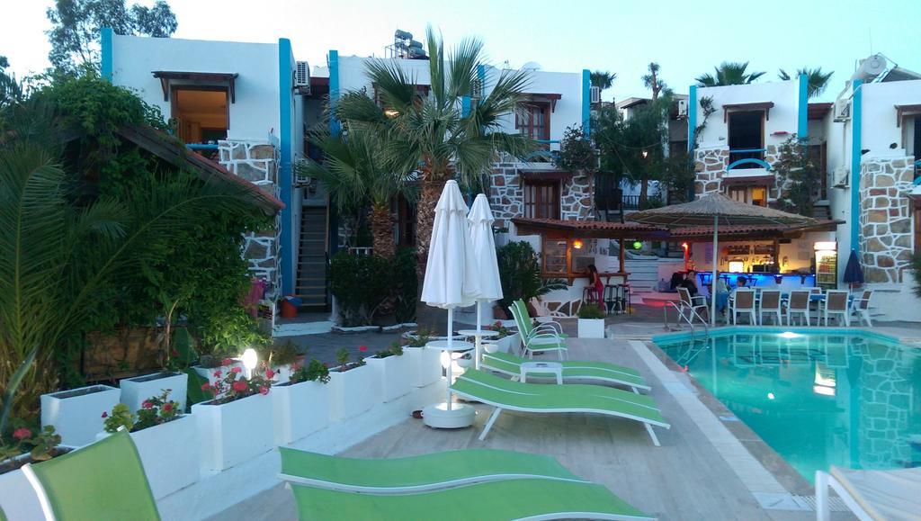 Dasis Hotel Suites Bodrum Esterno foto