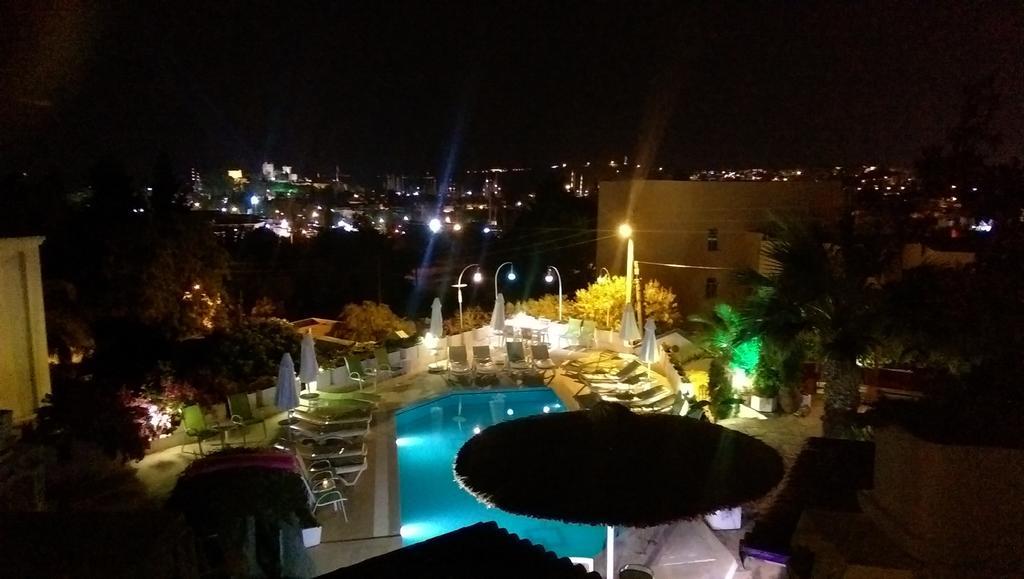 Dasis Hotel Suites Bodrum Esterno foto