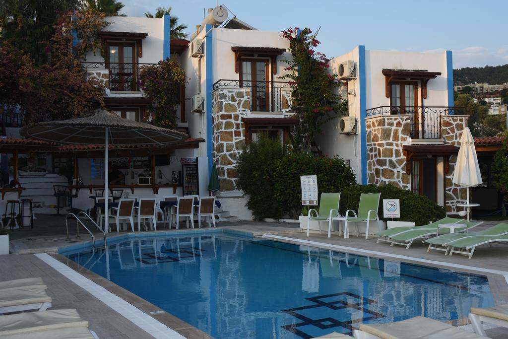 Dasis Hotel Suites Bodrum Esterno foto