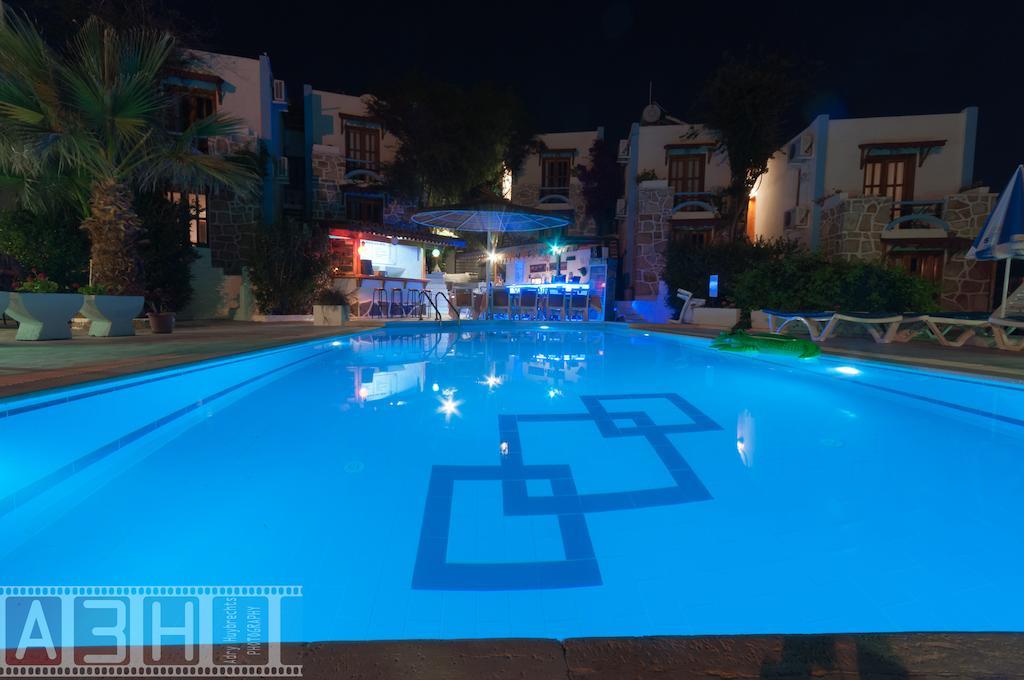 Dasis Hotel Suites Bodrum Esterno foto