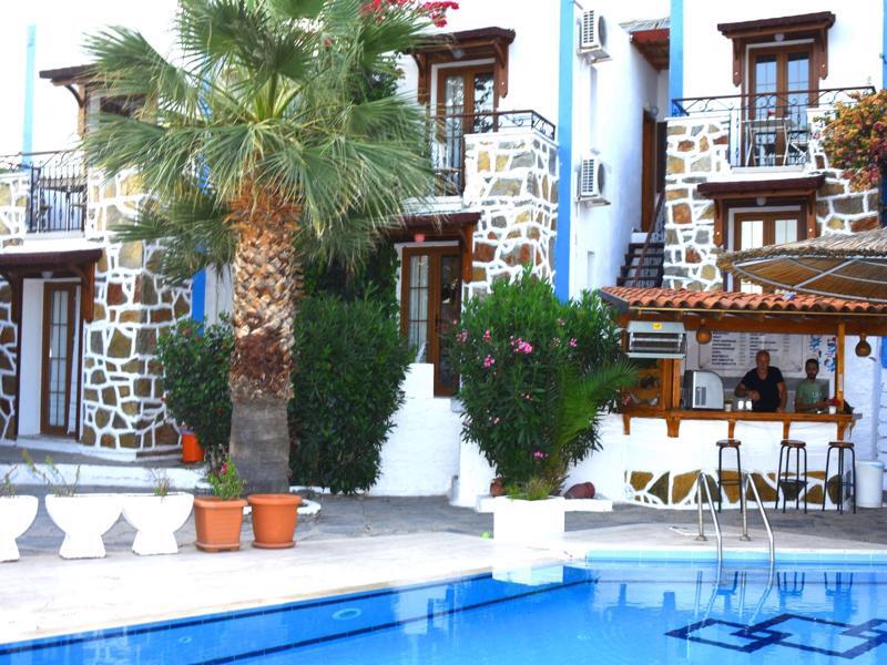 Dasis Hotel Suites Bodrum Esterno foto