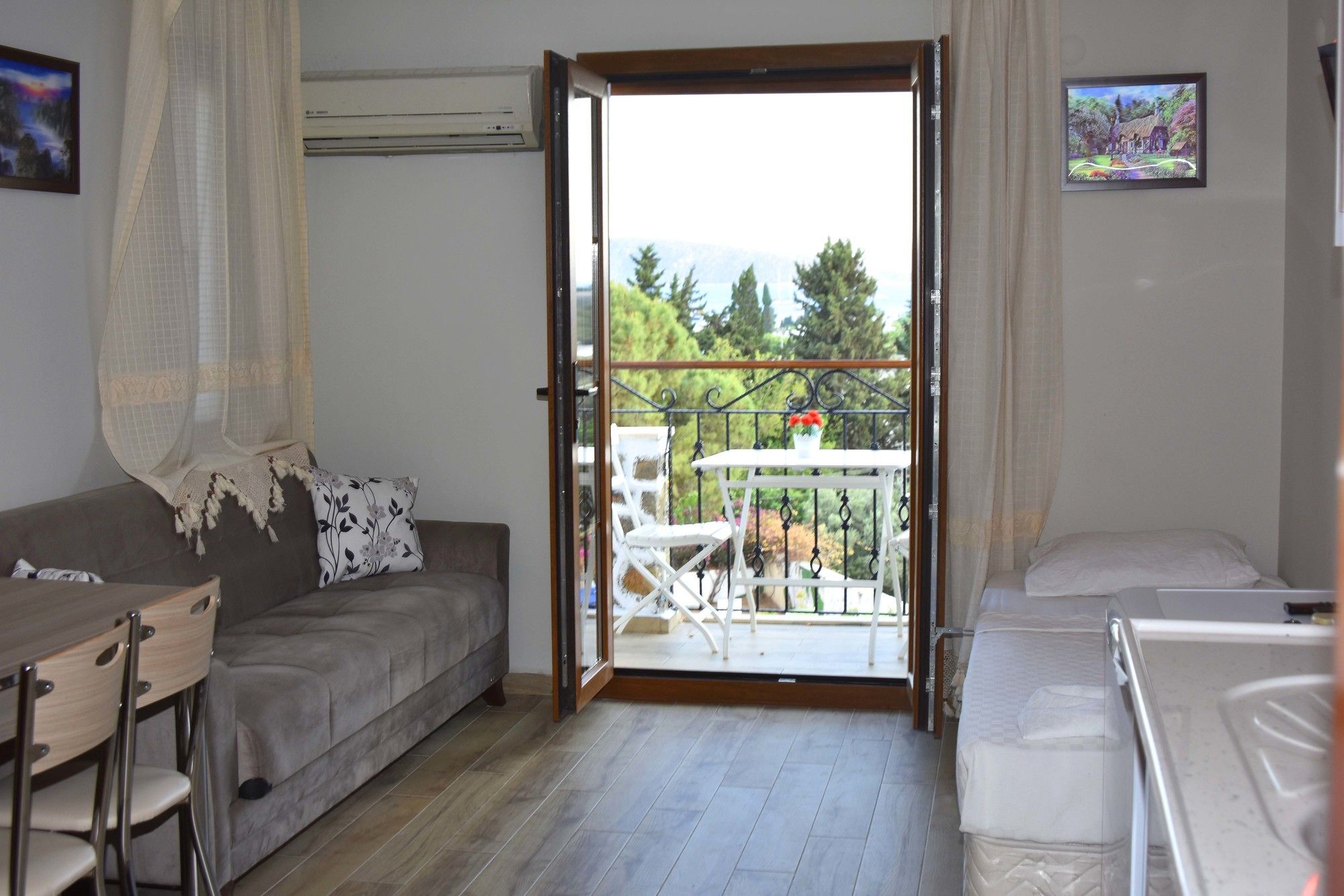 Dasis Hotel Suites Bodrum Esterno foto